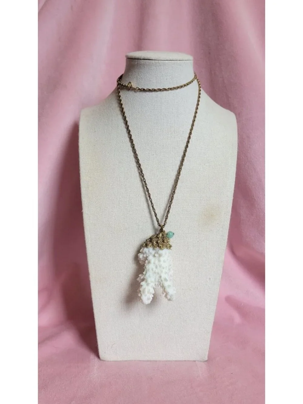 Natural White Coral Pendant Chain Marked AJC 1/20 12kGF Co Necklace N1F